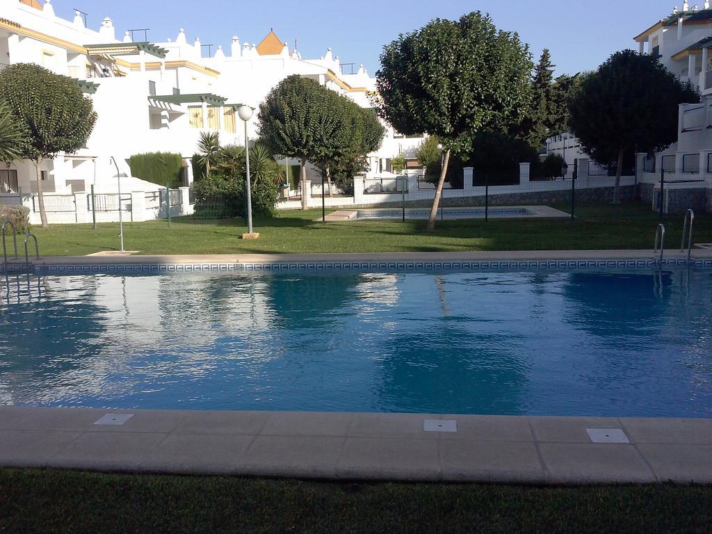 Apartamento La Atalaya C-110 콘일데라프론테라 객실 사진
